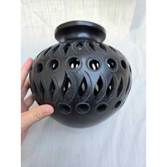 Oaxaca Black Pottery Olla Style Decorative Vase Mexico Barro Negro Handmade Pot - Picture 7 of 11